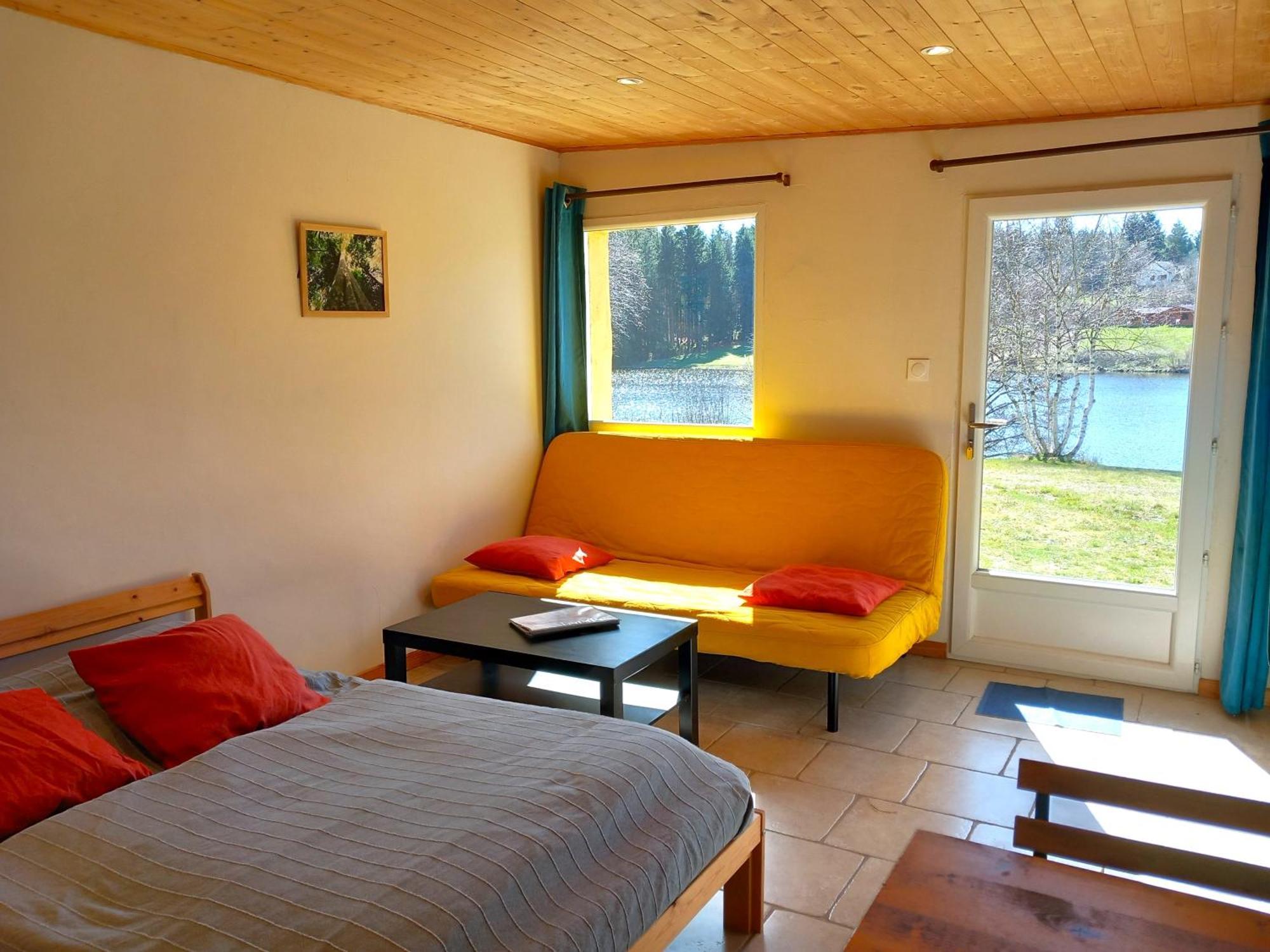 Hotel Domaine Du Balbuzard Condat-en-Combraille Esterno foto